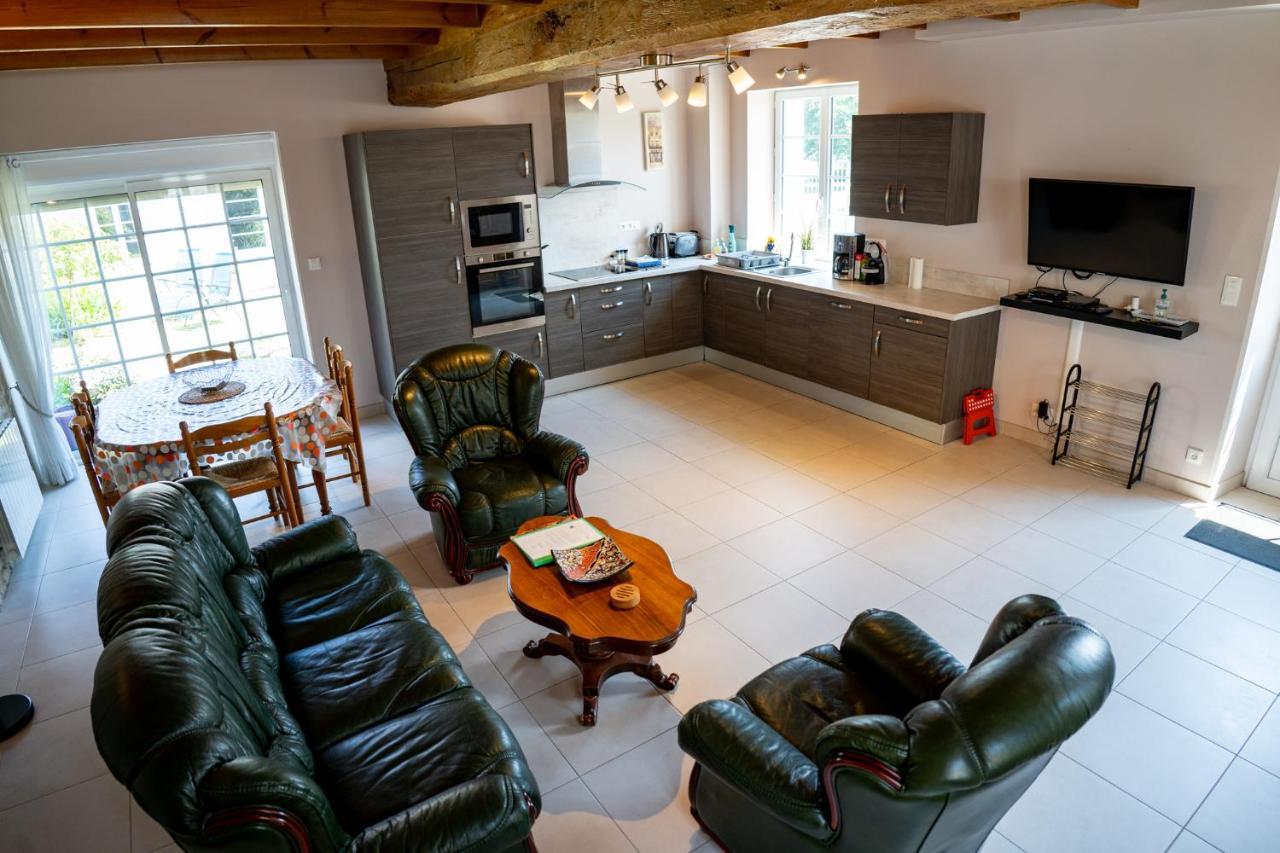 Les Gîtes du Vigneron et Cd'h Saint-Seurin-de-Palenne Extérieur photo