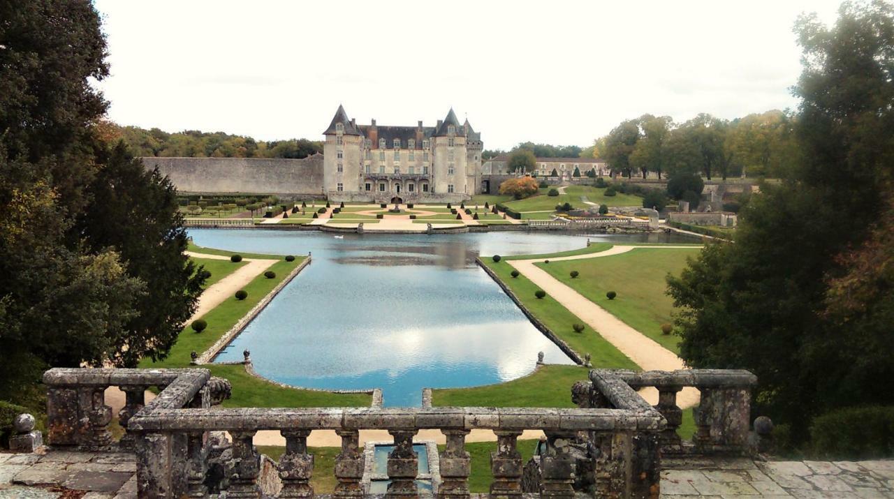 Les Gîtes du Vigneron et Cd'h Saint-Seurin-de-Palenne Extérieur photo